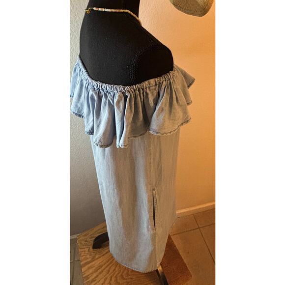 Kimes Ranch Off The Shoulder Chambray Vagabond Dress with Pockets - Picture 9 of 10